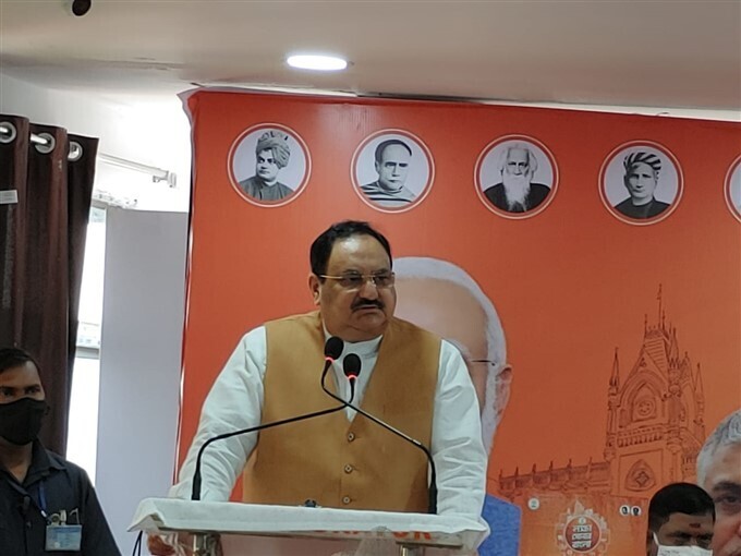 നടി പായേല്‍ സര്‍ക്കാര്‍ ബിജെപിയില്‍ ചേര്‍ന്നു; തിരഞ്ഞെടുപ്പിനൊരുങ്ങുന്ന ബംഗാളില്‍ നിന്നുള്ള ചിത്രങ്ങള്‍