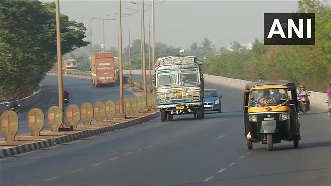  ഇന്ധന വിലവര്‍ധനവിനെതിരെ ഭാരതബന്ദ്, ചിത്രങ്ങള്‍ കാണാം
