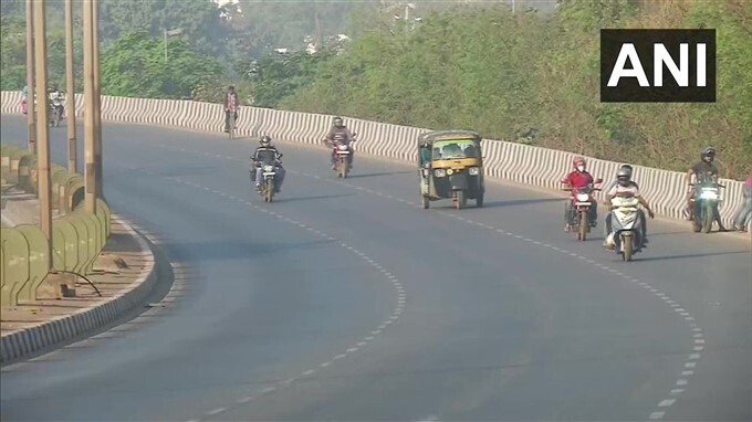  ഇന്ധന വിലവര്‍ധനവിനെതിരെ ഭാരതബന്ദ്, ചിത്രങ്ങള്‍ കാണാം