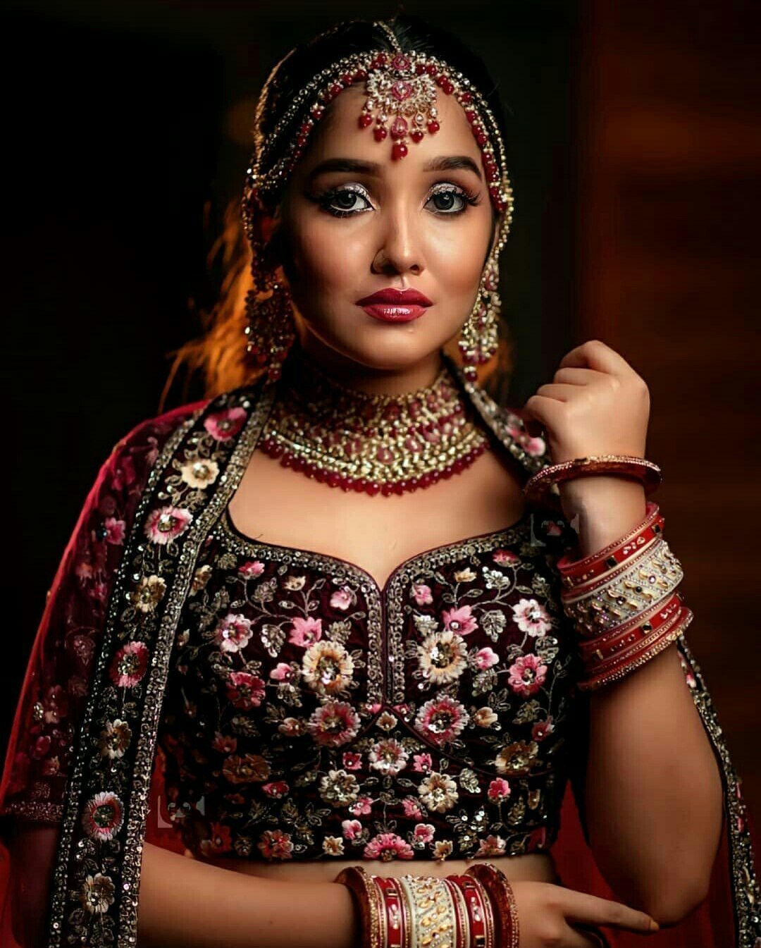 ക്യൂട്ട് സുന്ദരി അനിഖയുടെ ഏറ്റവും പുതിയ ചിത്രങ്ങള്‍ കാണാം