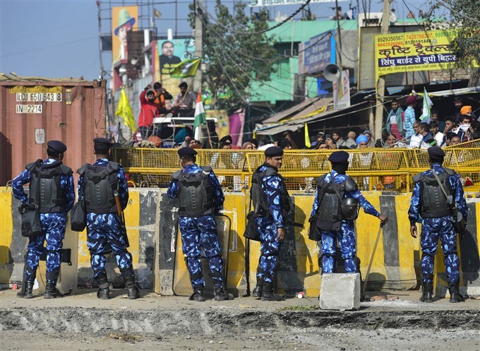 Security Enhanced At Ghazipur border In New Delhi