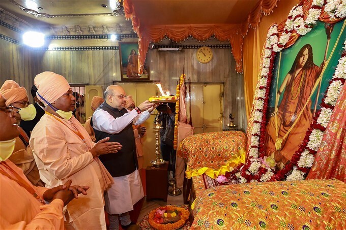 തിരഞ്ഞെടുപ്പ് പ്രചാരണം കൊഴുപ്പിക്കാൻ അമിത് ഷാ ബംഗാളിൽ- ചിത്രങ്ങൾ