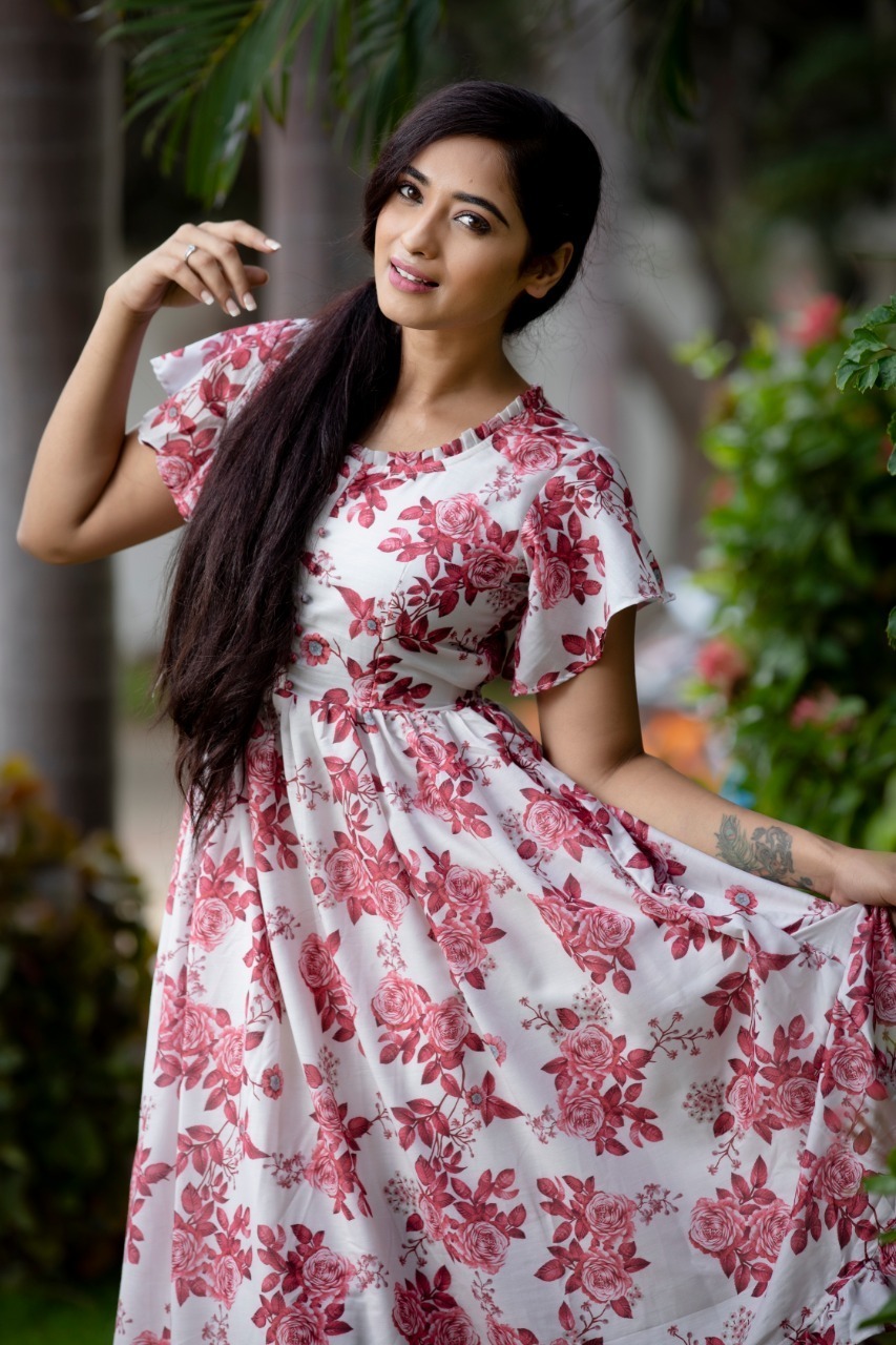 ക്യൂട്ട് ലുക്കിൽ മാസൂം ശങ്കർ- ചിത്രങ്ങൾ കാണാം