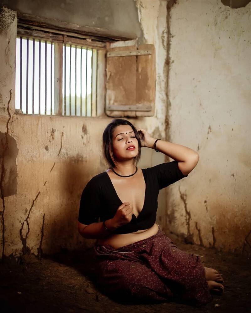 ഗ്ലാമറസ്സായി പേളി- ചിത്രങ്ങൾ കാണാം