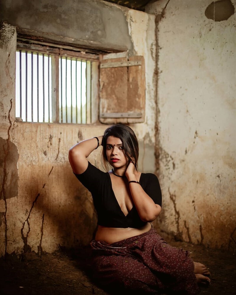 ഗ്ലാമറസ്സായി പേളി- ചിത്രങ്ങൾ കാണാം