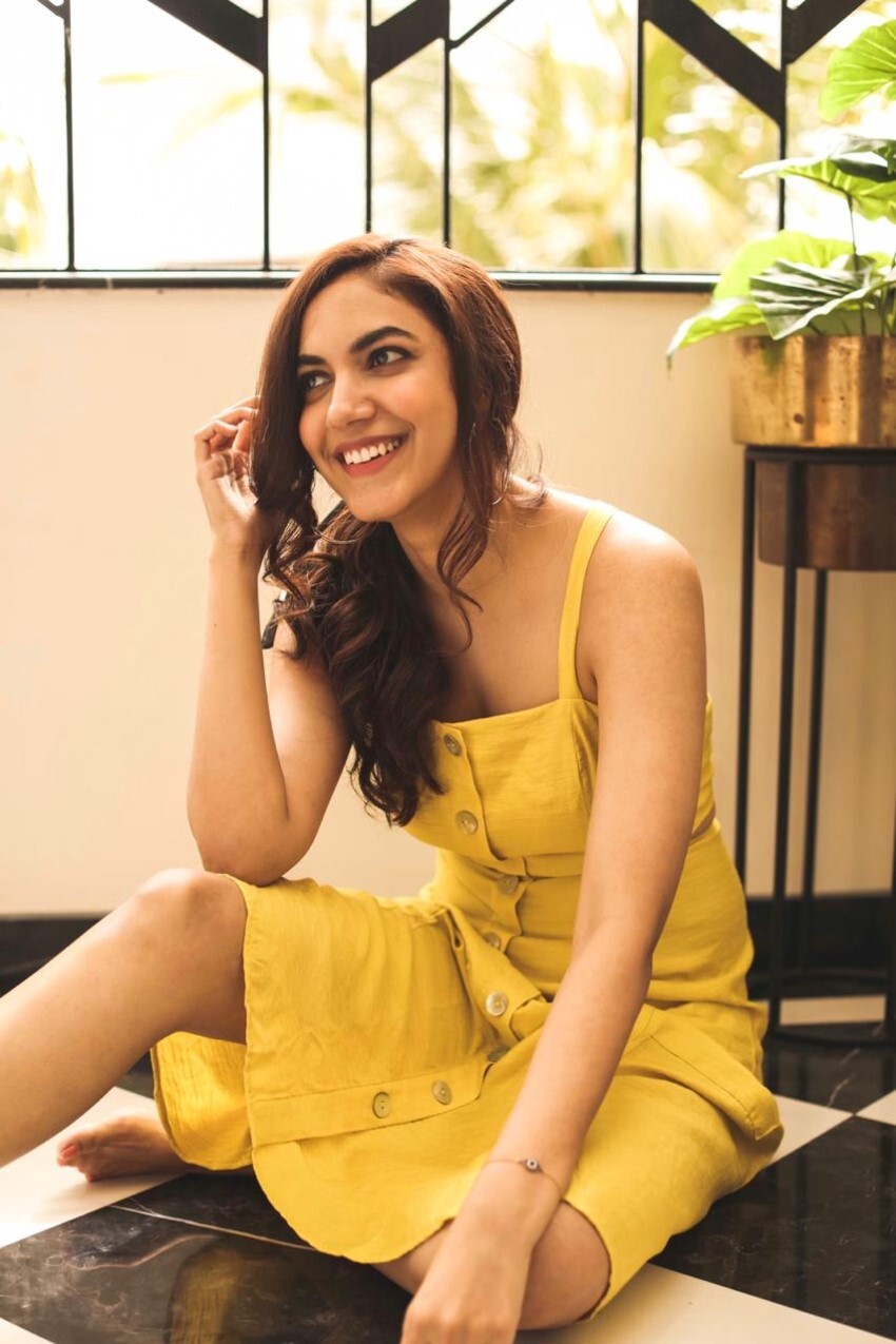 പിങ്കിൽ അതിസുന്ദരിയായി റിതു വർമ്മ- ചിത്രങ്ങൾ കാണാം