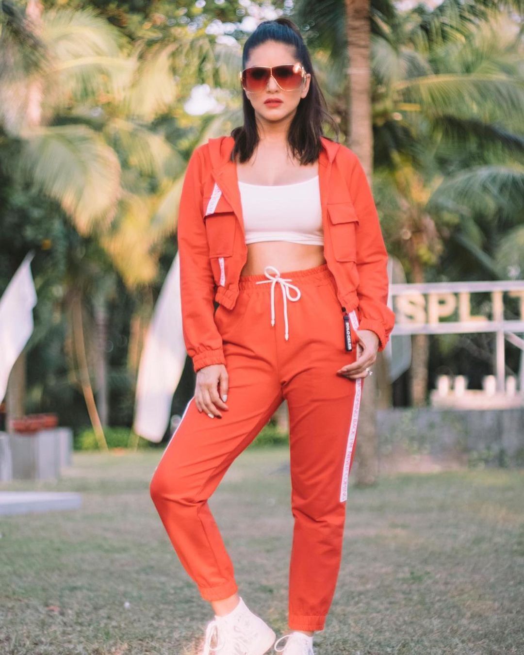 സ്റ്റൈലിഷായി സണ്ണി ലിയോൺ- ഏറ്റവും പുതിയ ചിത്രങ്ങൾ കാണാം