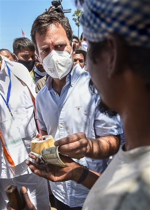 ജനമധ്യത്തില്‍ രാഹുല്‍ ഗാന്ധി: തമിഴ്‌നാട്ടിലെ തിരഞ്ഞെടുപ്പ് പ്രചാരണ ചിത്രങ്ങള്‍