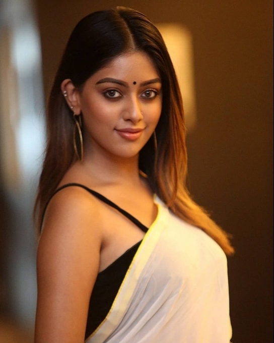 അനു ഇമ്മാനുവലിന്റെ ഏറ്റവും പുതിയ ചിത്രങ്ങള്‍