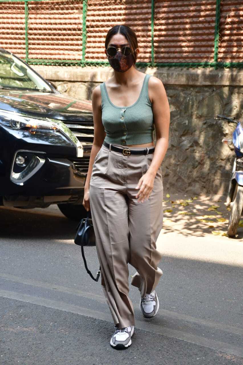 നടി മൃണാള്‍ താക്കൂറിന്റെ ലേറ്റസ്റ്റ് ഫോട്ടോസ്