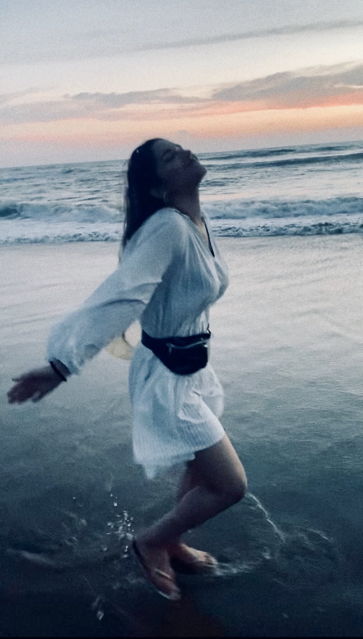 രുഹാനി ശര്‍മയുടെ ഏറ്റവും പുതിയ ചിത്രങ്ങള്‍ കാണാം