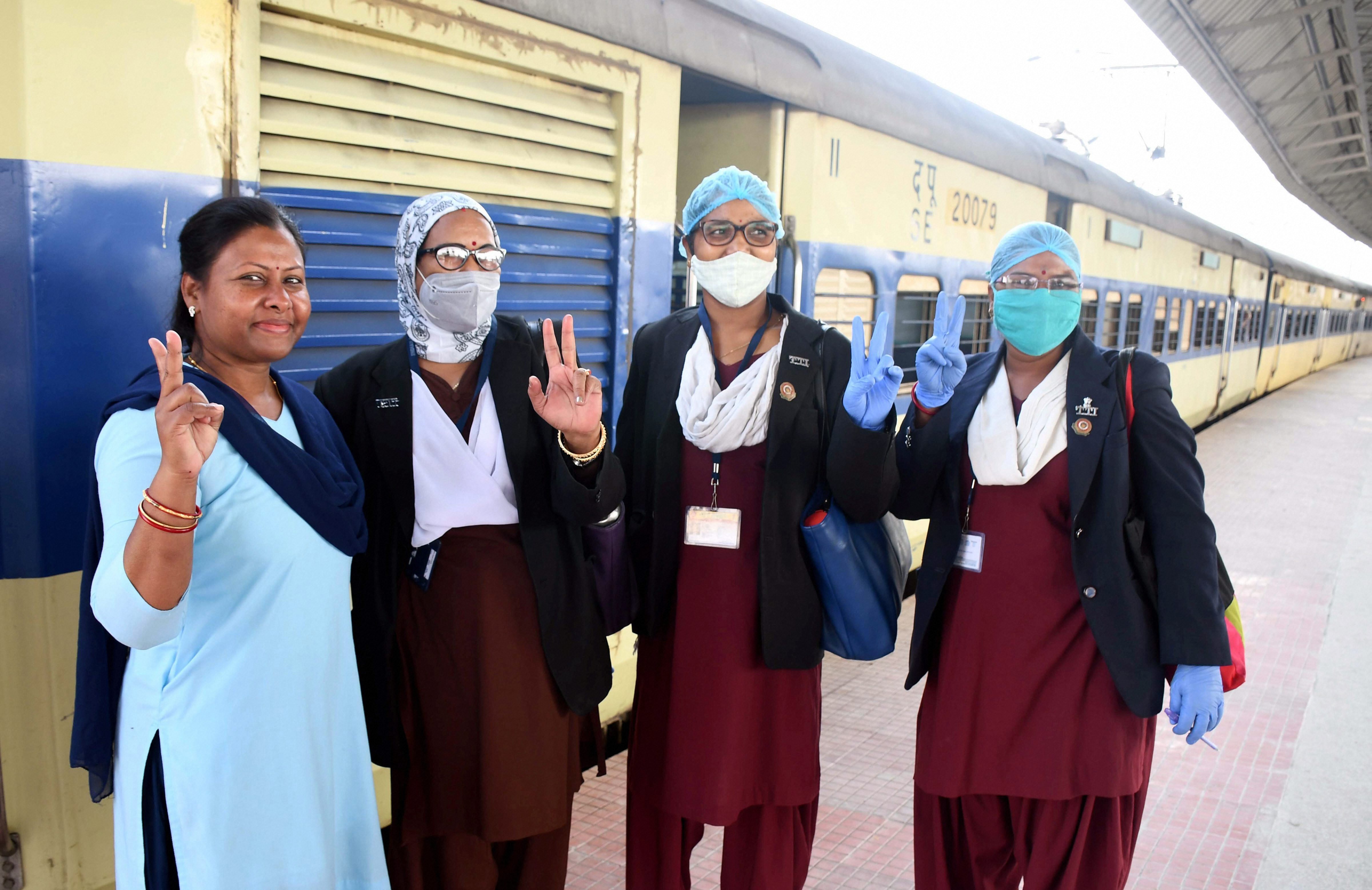 അന്താരാഷ്ട്ര വനിതാ ദിനാശംസകള്‍,   ചിത്രങ്ങള്‍ കാണാം