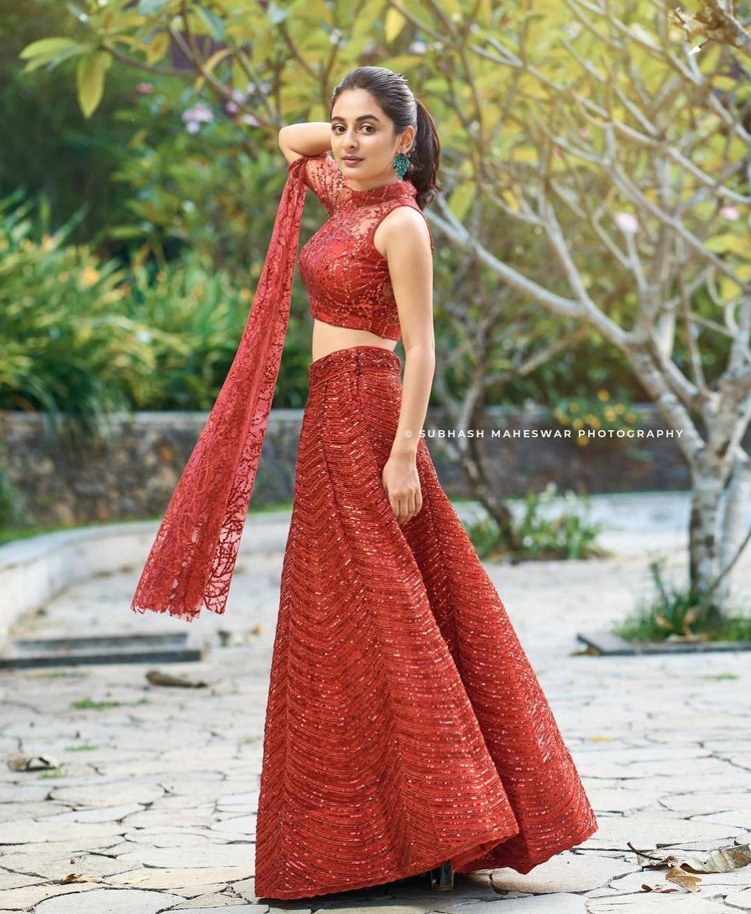 ദൃശ്യത്തിലെ കൊച്ചുകുട്ടിയല്ല എസ്തര്‍ അനില്‍- പുതിയ ചിത്രങ്ങള്‍