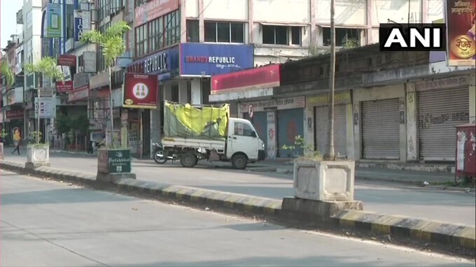 മഹാരാഷ്ട്രയില്‍ രണ്ടാംഘട്ട ലോക്ക്ഡൗണ്‍, ചിത്രങ്ങള്‍ കാണാം