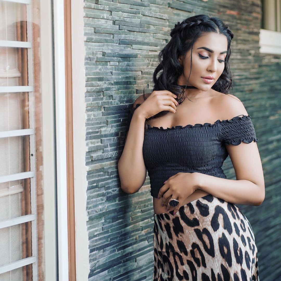 അതിസുന്ദരിയായി പാർവ്വതി നായർ, ഏറ്റവും പുതിയ ചിത്രങ്ങൾ