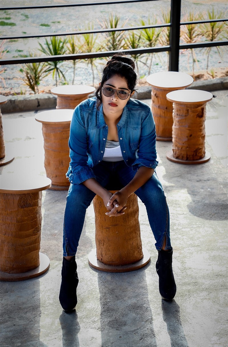 നടി സംഗീത ശൃംഗേരിയുടെ പുത്തന്‍ ഫോട്ടോകള്‍ കാണാം