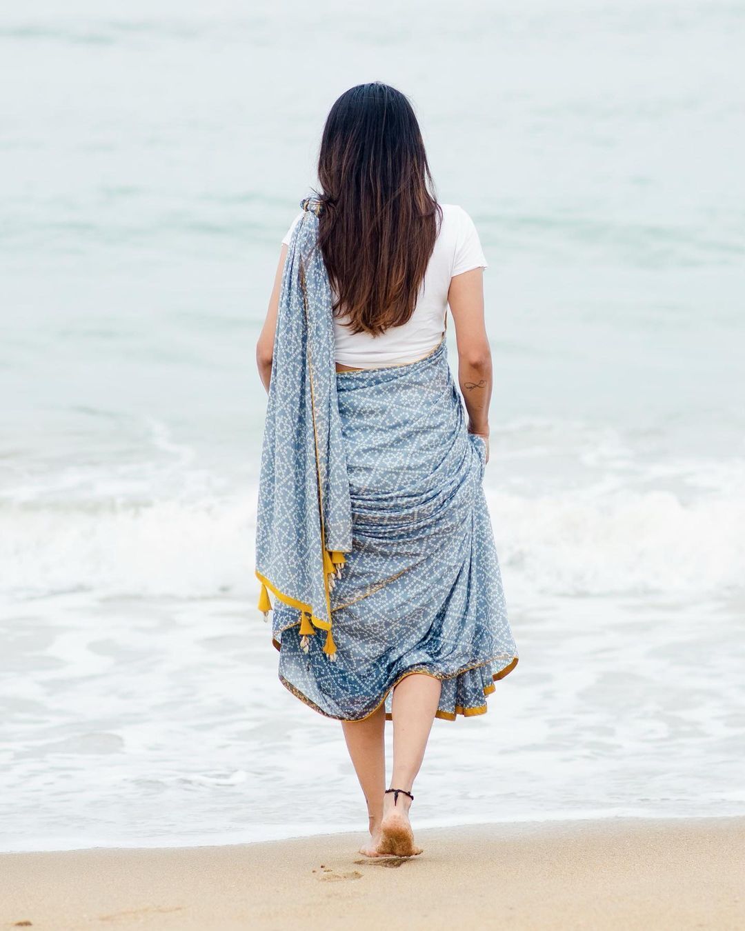 വെട്ടിത്തിളങ്ങി അഞ്ജന രംഗന്‍; പുതിയ ചിത്രങ്ങള്‍ കാണാം