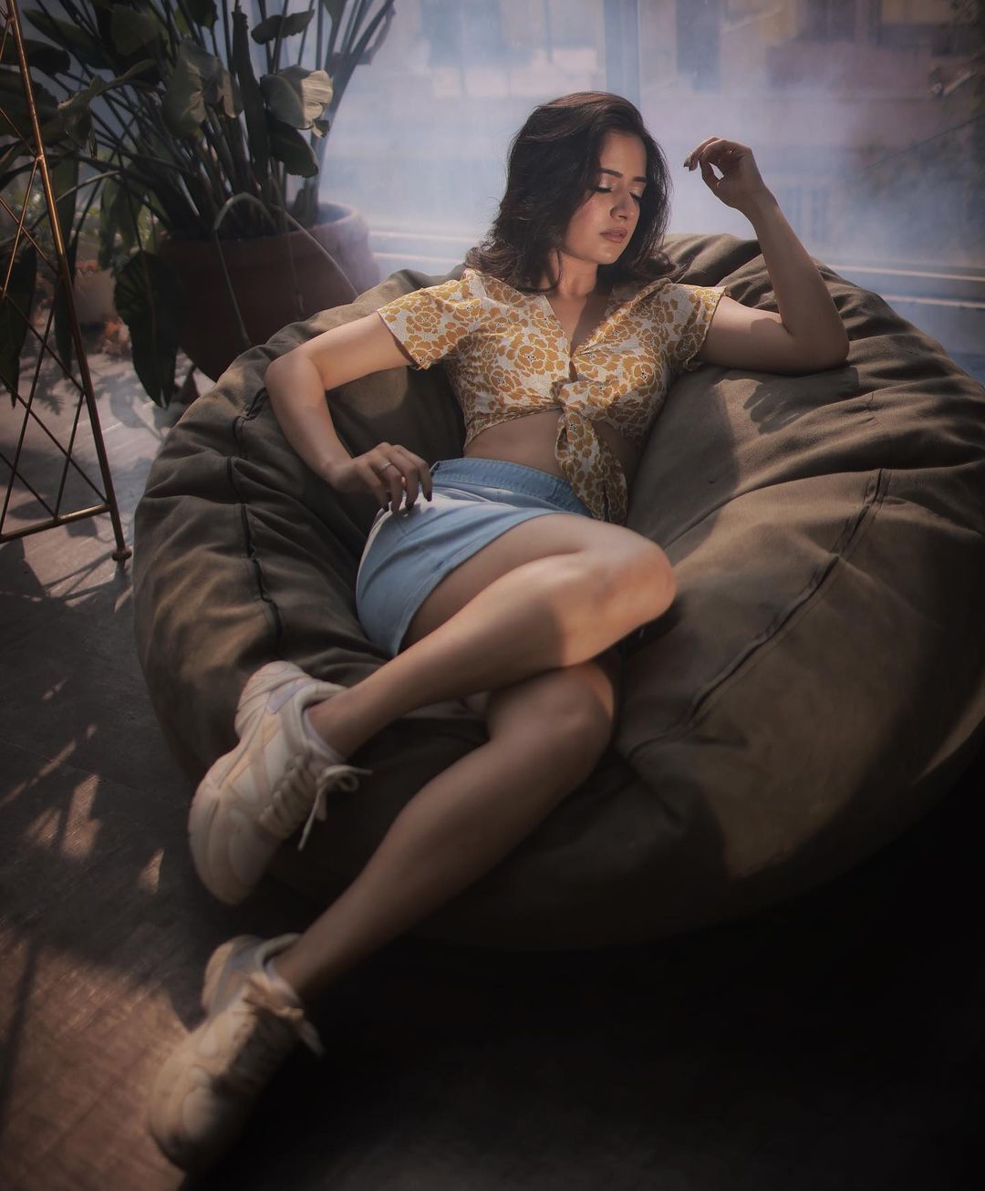 നടി ആഷിക രംഗനാഥിന്റെ ഏറ്റവും പുതിയ മനോഹരമായ ചിത്രങ്ങള്‍ കാണാം