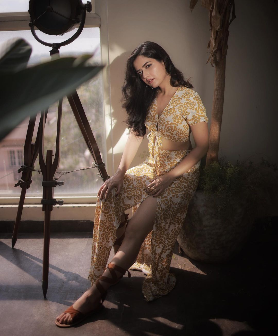 നടി ആഷിക രംഗനാഥിന്റെ ഏറ്റവും പുതിയ മനോഹരമായ ചിത്രങ്ങള്‍ കാണാം