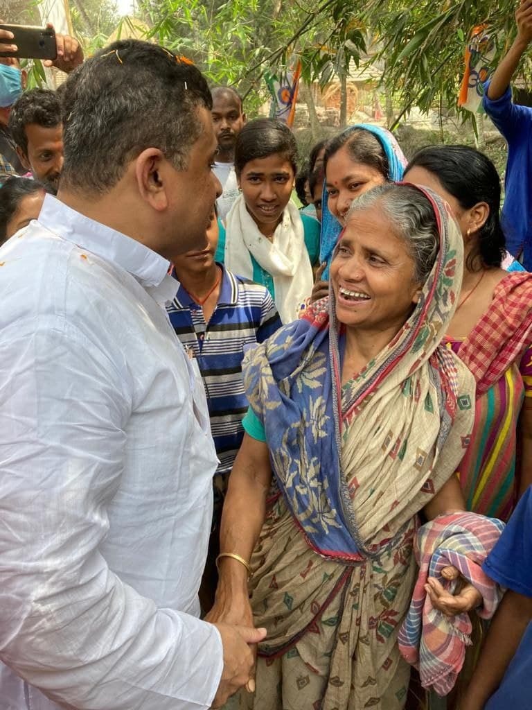 மே.வங்கம்: நந்திகிராமில் பாஜக வேட்பாளர் சுவேந்து அதிகாரி தேர்தல் பிரசாரம் 