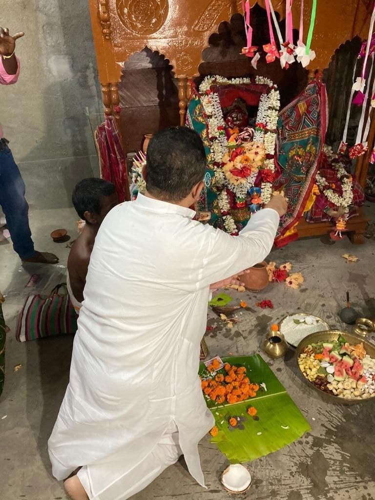 மே.வங்கம்: நந்திகிராமில் பாஜக வேட்பாளர் சுவேந்து அதிகாரி தேர்தல் பிரசாரம் 