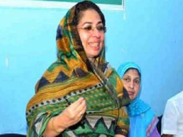 കോഴിക്കോട് സൗത്തിലെ യുഡിഎഫ് സ്ഥാനാര്‍ഥി നൂര്‍ബിന റഷീദിന്റെ പ്രചാരണം: ചിത്രങ്ങള്‍