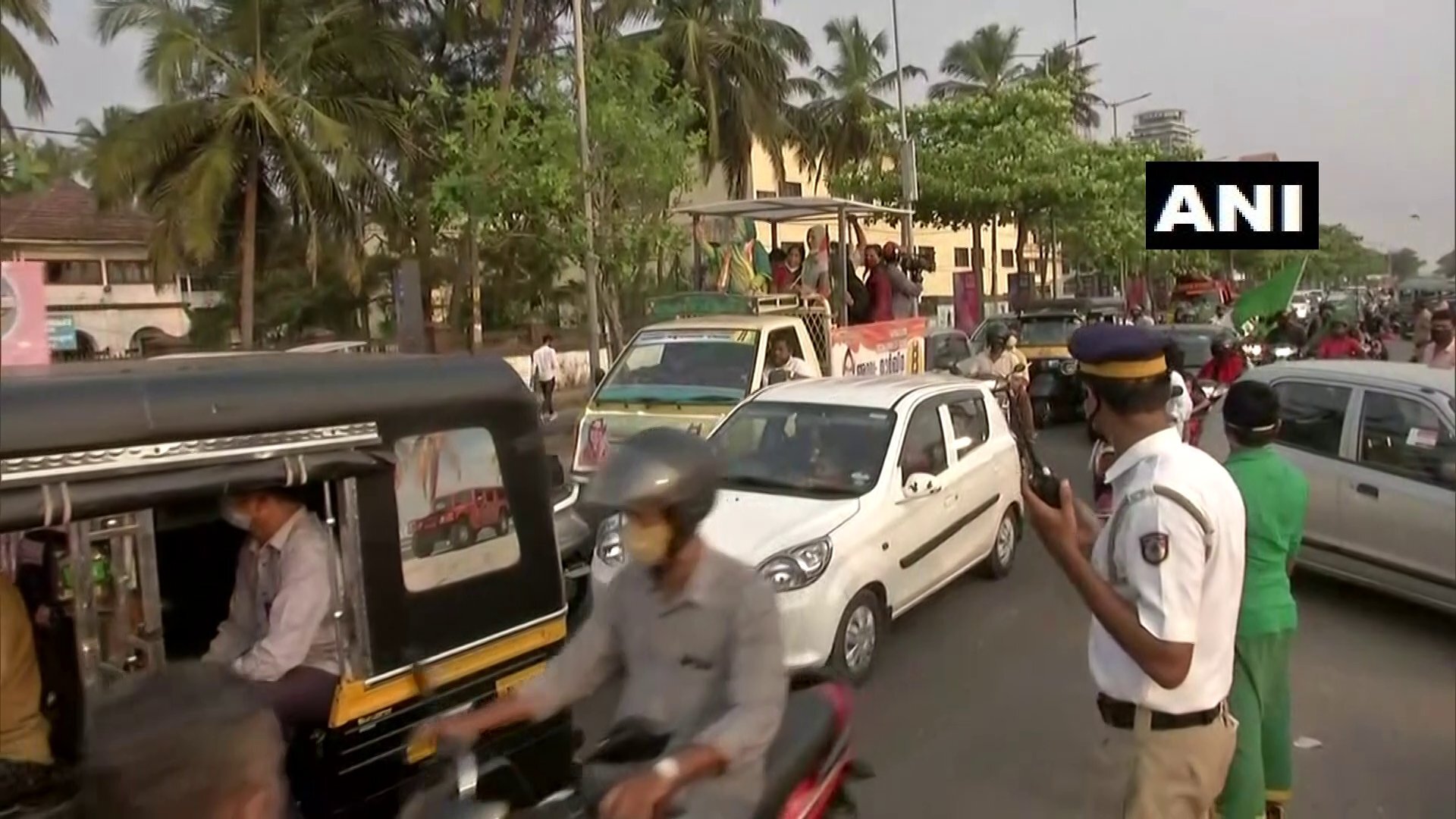 കോഴിക്കോട് സൗത്തിലെ യുഡിഎഫ് സ്ഥാനാര്‍ഥി നൂര്‍ബിന റഷീദിന്റെ പ്രചാരണം: ചിത്രങ്ങള്‍