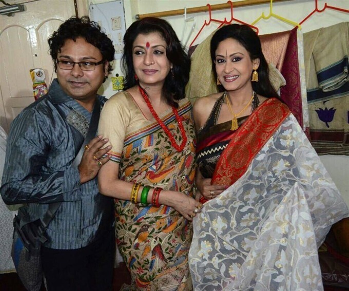 দেবশ্রী রায়ের বিভিন্ন মুহূর্তের ছবি