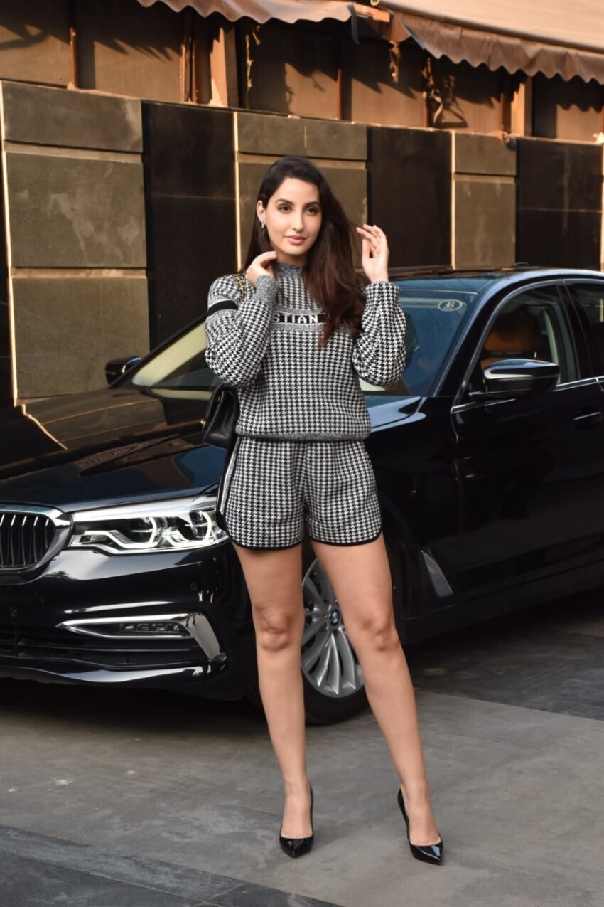 ഗ്ലാമർ ലുക്കിൽ തിളങ്ങി നടി നോറ ഫടേഹി, ചിത്രങ്ങൾ കാണാം