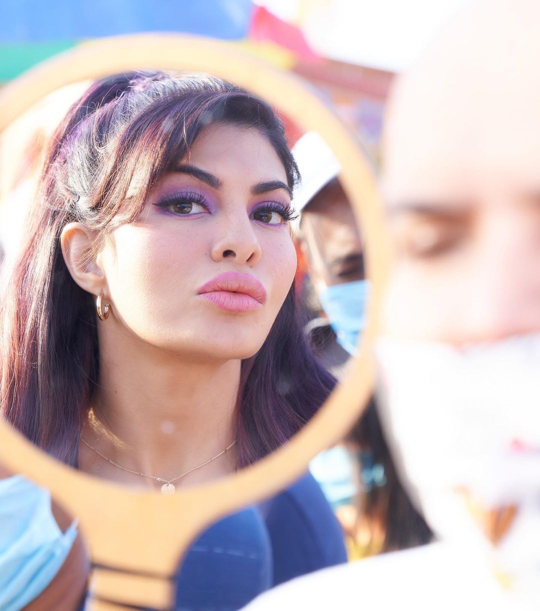 ഞെട്ടിച്ച് ജാക്വലിൻ- ഏറ്റവും പുതിയ ചിത്രങ്ങൾ കാണാം