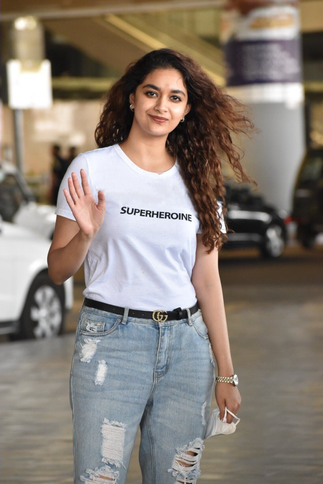 തനി നാടന്‍ പെണ്‍കൊടിയായി നടി കീര്‍ത്തി സുരേഷ്: ചിത്രങ്ങള്‍ കാണാം