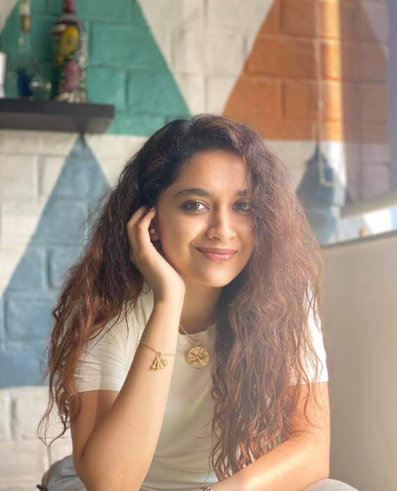 തനി നാടന്‍ പെണ്‍കൊടിയായി നടി കീര്‍ത്തി സുരേഷ്: ചിത്രങ്ങള്‍ കാണാം