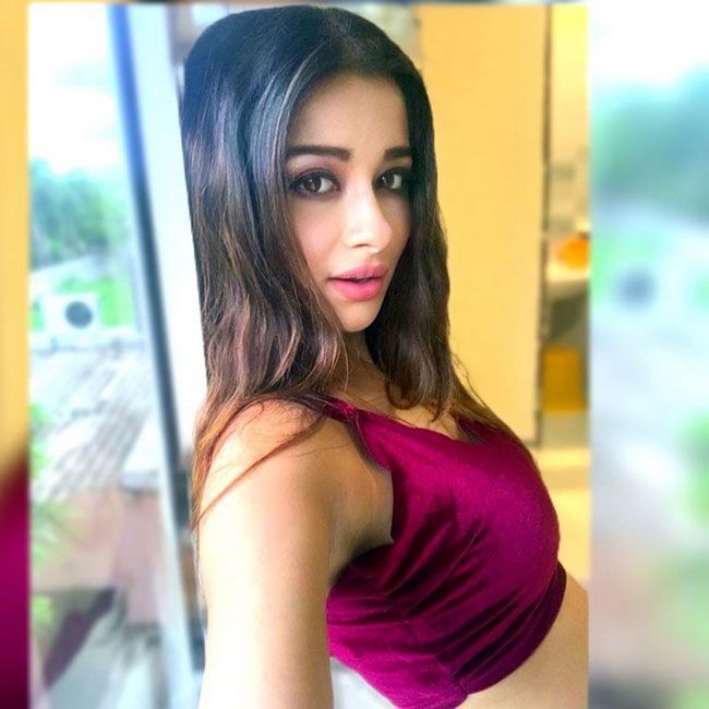 ക്യൂട്ട് ആന്റ് ഗ്ലാമര്‍ ഫോട്ടോകളുമായി നടി മധുരിമ; വൈറല്‍ ഫോട്ടോസ് കാണാം