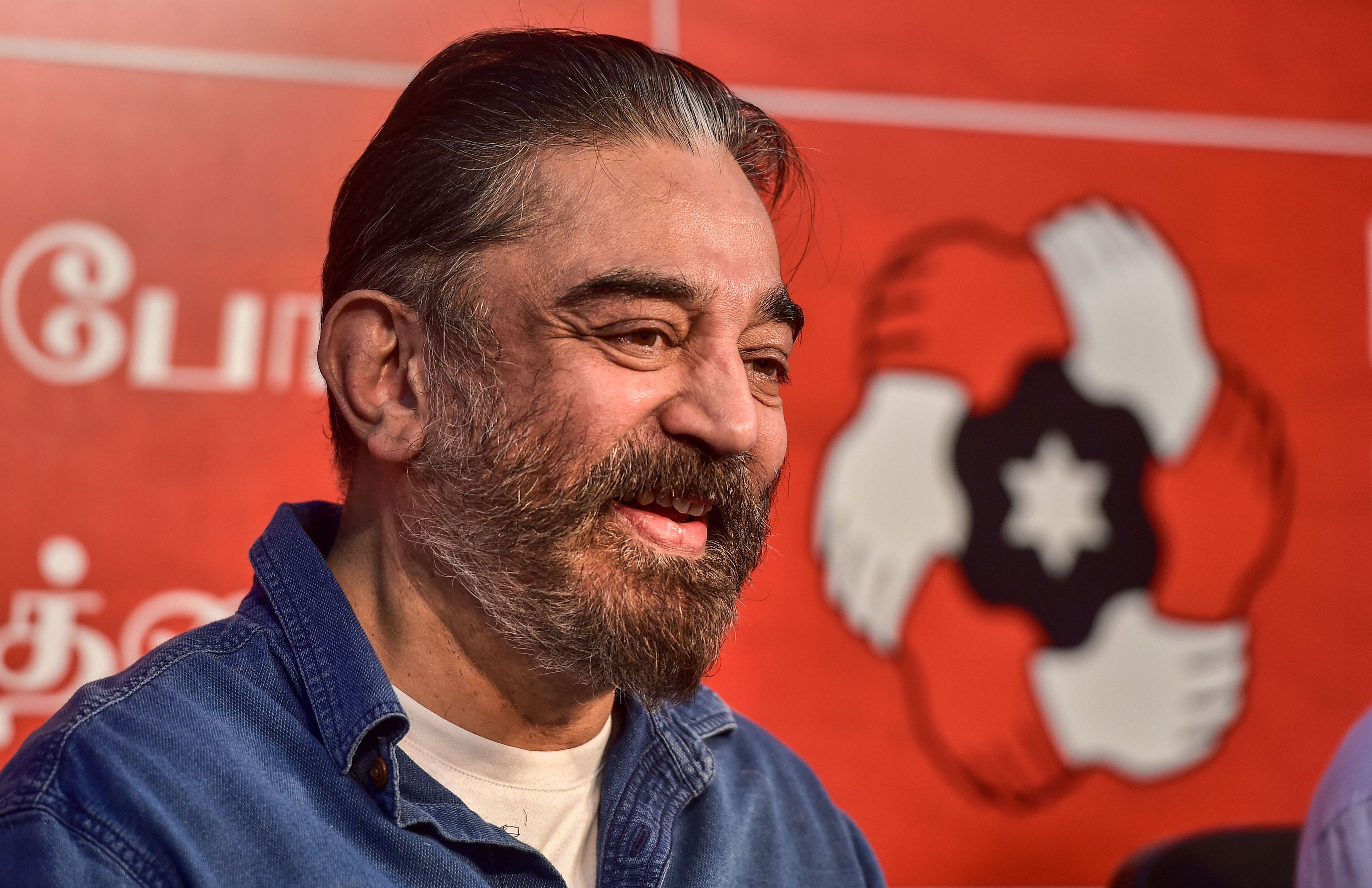 തമിഴ്നാട്ടിൽ തിരഞ്ഞെടുപ്പ് പ്രചാരണത്തിരക്കിൽ കമൽഹാസൻ, ചിത്രങ്ങൾ കാണാം