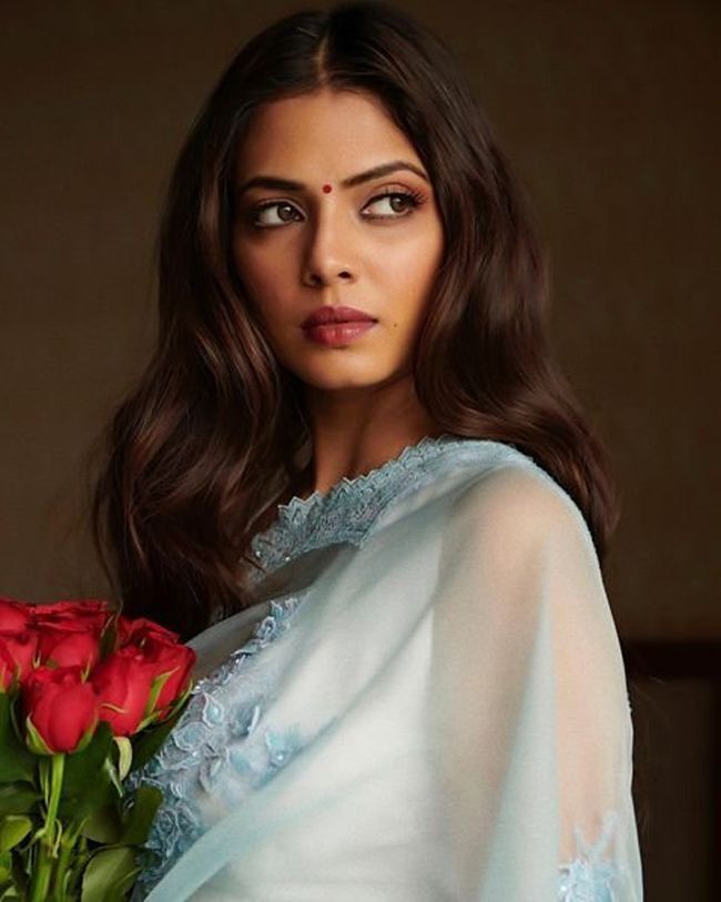 മാളവിക മോഹനന്റെ ഏറ്റവും പുതിയ ചിത്രങ്ങള്‍ കാണാം