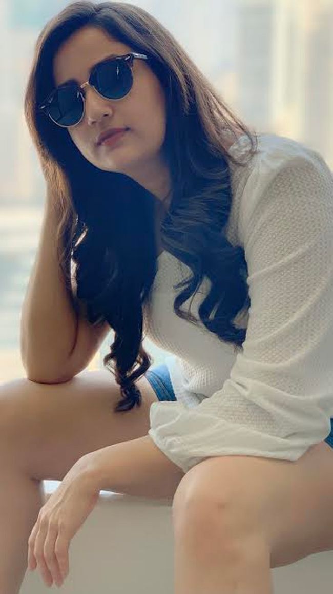 സൂപ്പർ കൂളായി മഞ്ജുഷ- ഏറ്റവും പുതിയ ചിത്രങ്ങൾ