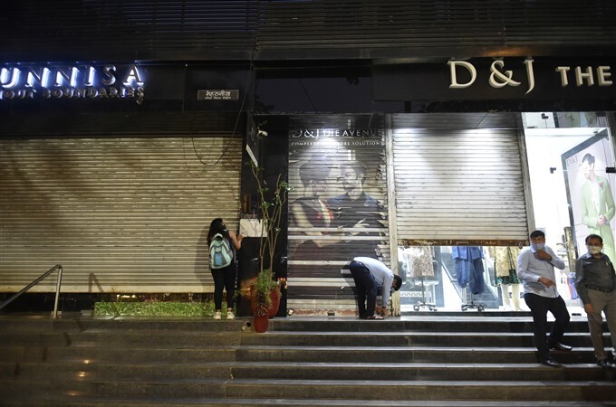 കൊറോണ ആശങ്ക ഇരട്ടിയായി മഹാരാഷ്ട്ര: കര്‍ഫ്യൂ പ്രഖ്യാപിച്ചു- ചിത്രങ്ങള്‍