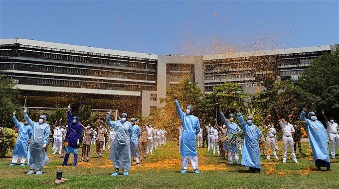 കോവിഡ് ലോക്ക്ഡൗണ്‍ പ്രഖ്യാപിച്ചിട്ട് ഒരു വര്‍ഷം, കാണാം കഴിഞ്ഞു പോയ ചിത്രങ്ങള്‍