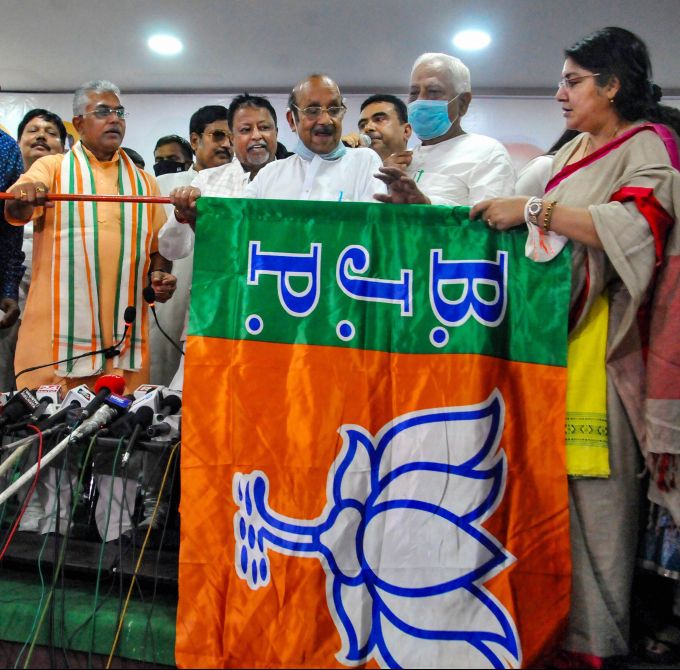 News in Photos (8 March 2021) | Photos of Top News Today - Oneindia Gallery
