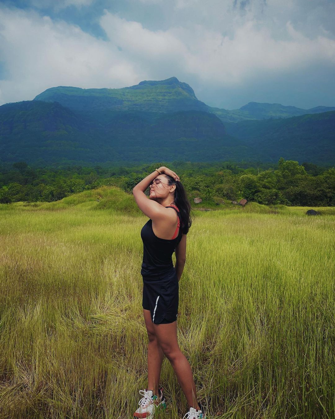 ഹോട്ട് ലുക്കിൽ അർജ്ജുൻ റെഡ്ഡി നായിക- ശാലിനി പാണ്ഡെയുടെ ഏറ്റവും പുതിയ ചിത്രങ്ങൾ