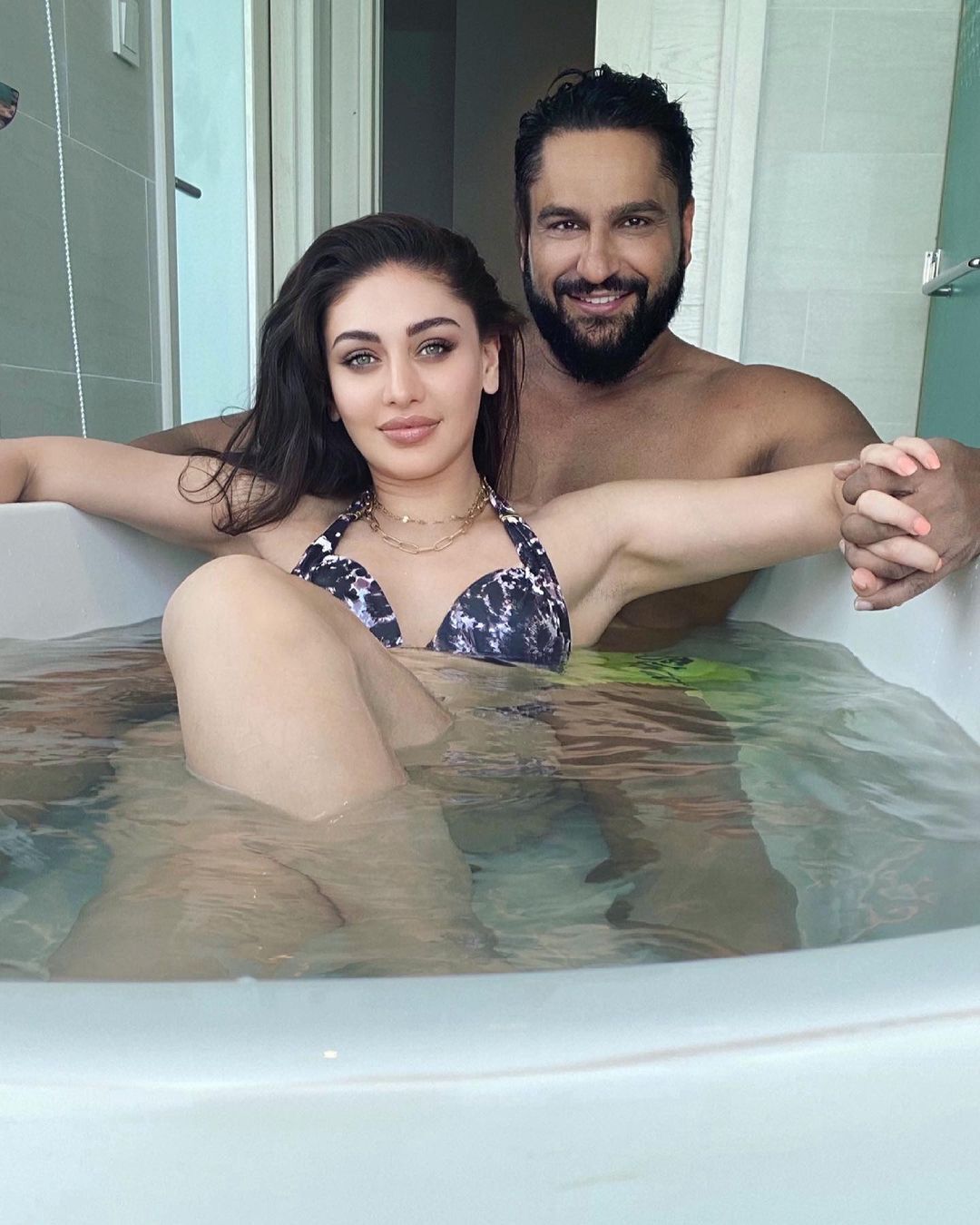 നടി ഷിഫാലി ജരിവാലയുടെ ചിത്രങ്ങള്‍