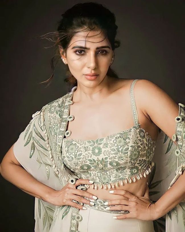 അല്‍പ്പം ഹോട്ടാണ് സാമന്ത: പ്രിയ നടിയുടെ പുതിയ ചിത്രങ്ങള്‍