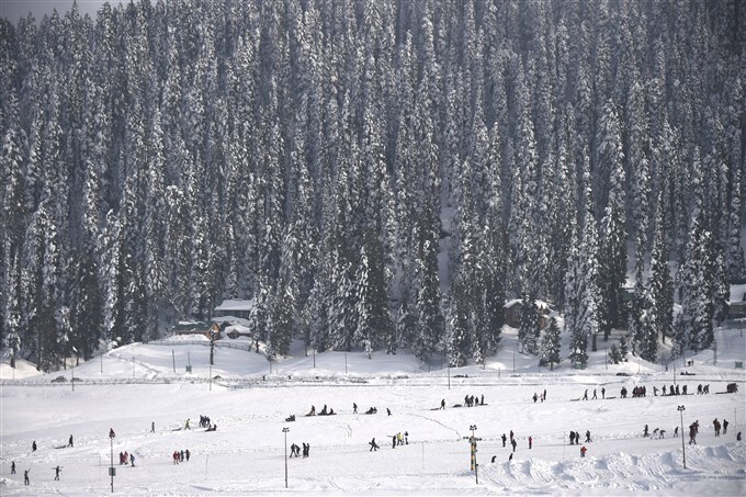 Snowfall In Jammu and Kashmir And Leh
