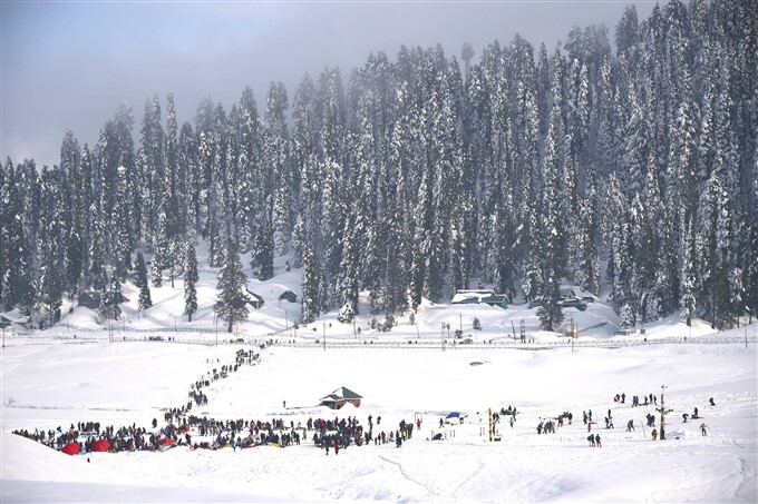 Snowfall In Jammu and Kashmir And Leh