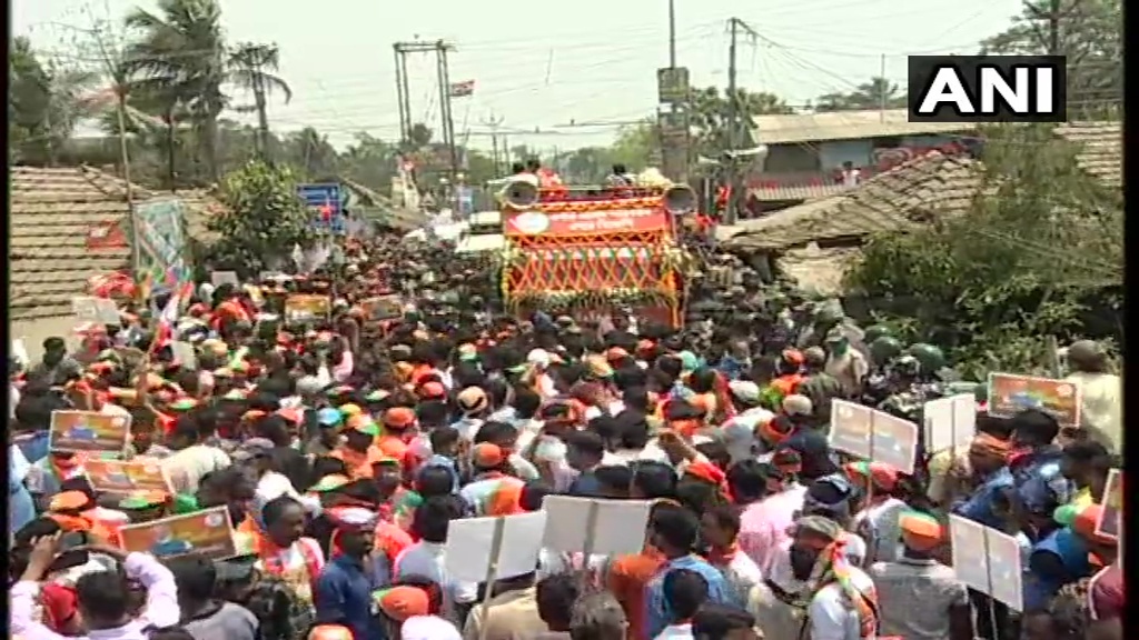 മമതയുടെ തട്ടകത്തില്‍ അമിത് ഷായുടെ റോഡ് ഷോ; നന്ദിഗ്രാമിലെ ബിജെപി പ്രചാരണ ചിത്രങ്ങള്‍