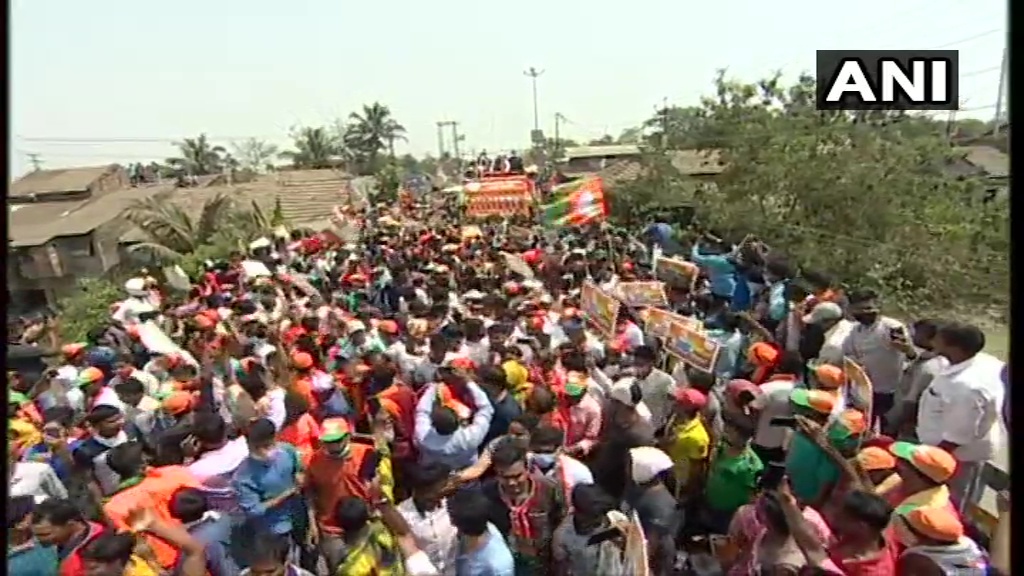 മമതയുടെ തട്ടകത്തില്‍ അമിത് ഷായുടെ റോഡ് ഷോ; നന്ദിഗ്രാമിലെ ബിജെപി പ്രചാരണ ചിത്രങ്ങള്‍