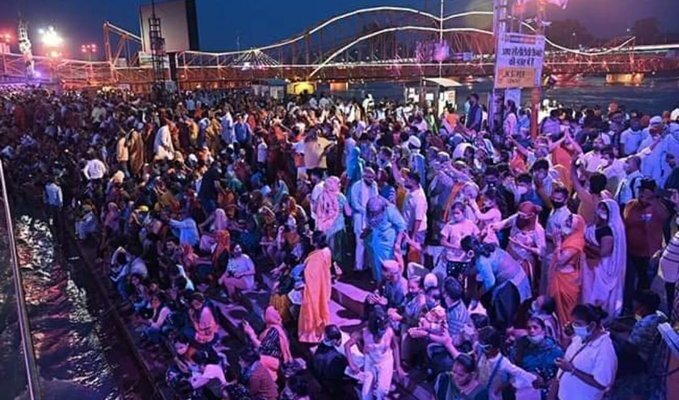 ഭക്തിസാന്ദ്രമായി ഹാരിദ്വാർ; കുംഭമേളയിൽ നിന്നുമുള്ള ചിത്രങ്ങൾ