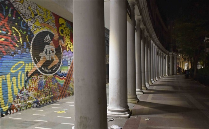 കോവിഡ് രണ്ടാംതരംഗം, ദല്‍ഹിയില്‍ നൈറ്റ് കര്‍ഫ്യു, ചിത്രങ്ങള്‍ കാണാം