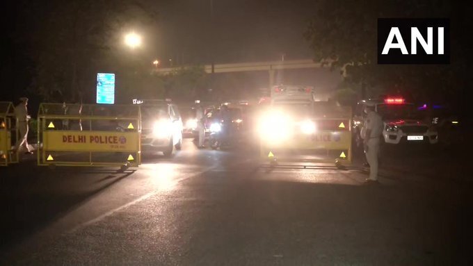 കോവിഡ് രണ്ടാംതരംഗം, ദല്‍ഹിയില്‍ നൈറ്റ് കര്‍ഫ്യു, ചിത്രങ്ങള്‍ കാണാം