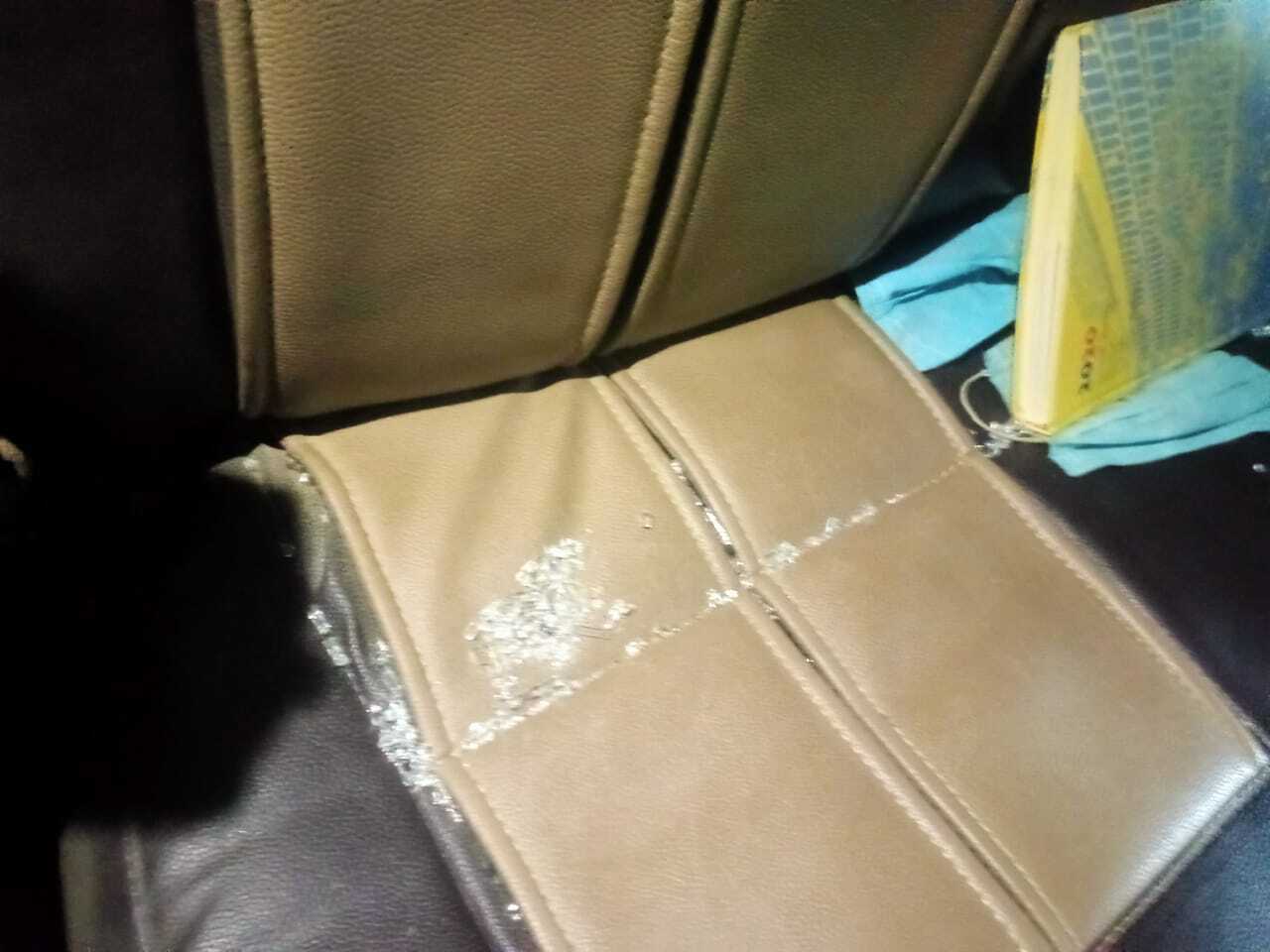 ബംഗാള്‍ ബിജെപി അധ്യക്ഷന്‍ ദിലീപ് ഘോഷിന്റെ വാഹനവ്യൂഹത്തിന് നേരെ ആക്രമണം, ചിത്രങ്ങള്‍